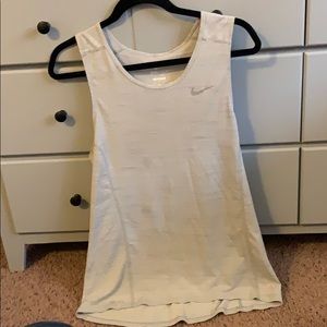 Nike tank